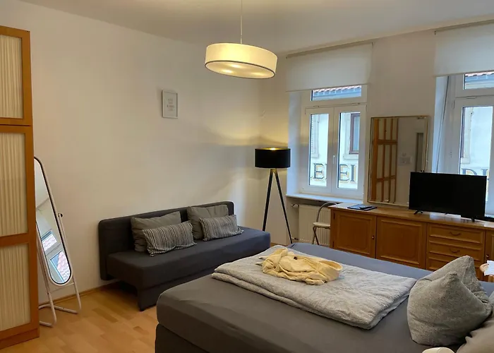 Ferienwohnungen & Apartments Heintz - Ihre Unterkunft Am Marktplatz In Bad Koenigshofen