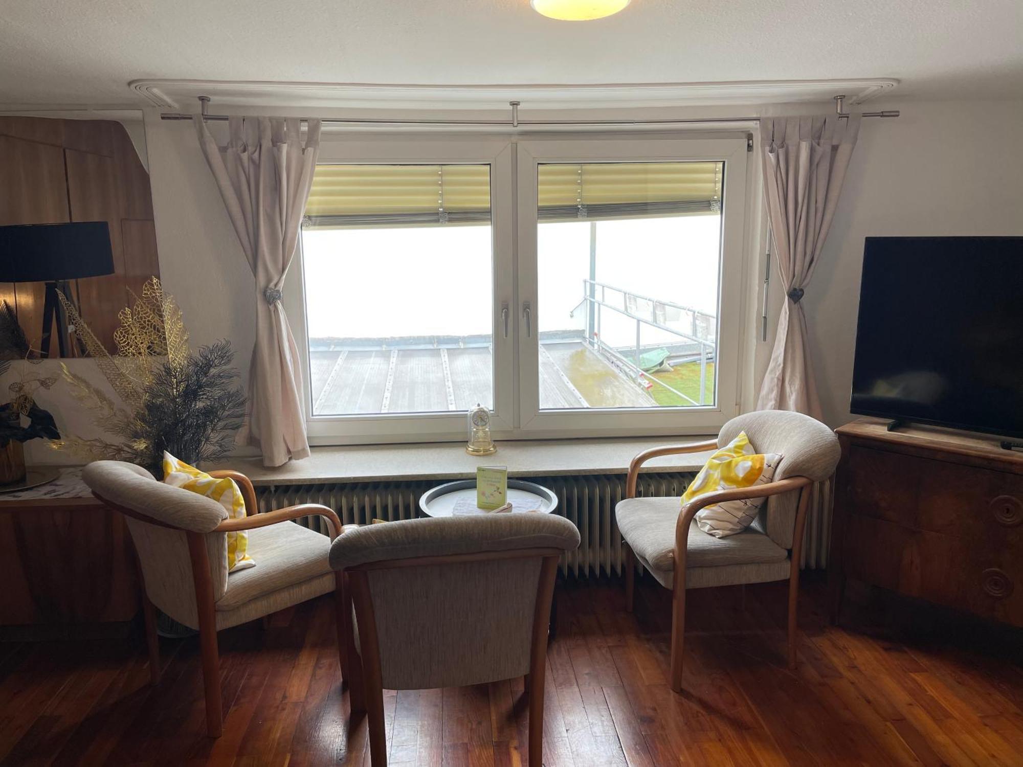 Apartment & Heintz - Ihre Am Marktplatz In Bad Koenigshofen *